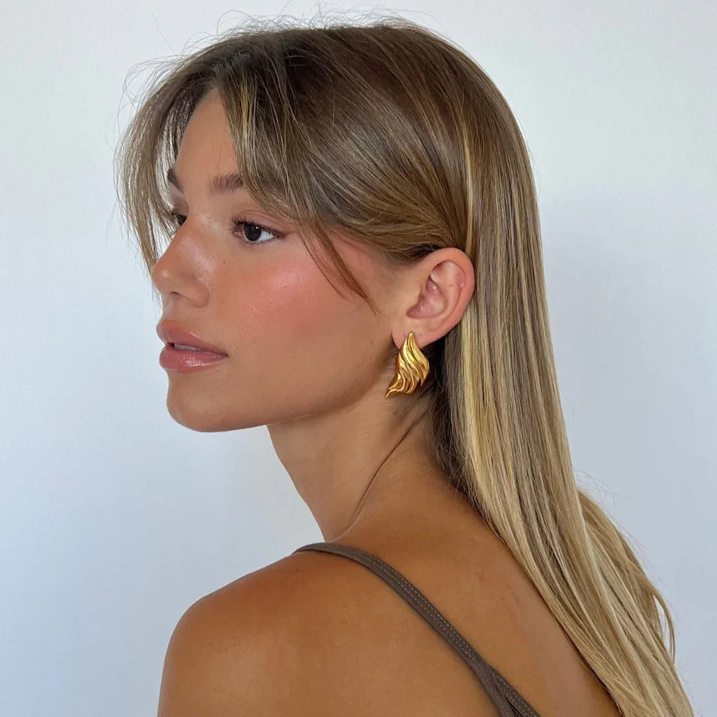 Birthday Gift for Wife Under 5000: Thoughtful Jewellery That Speaks from the Heart