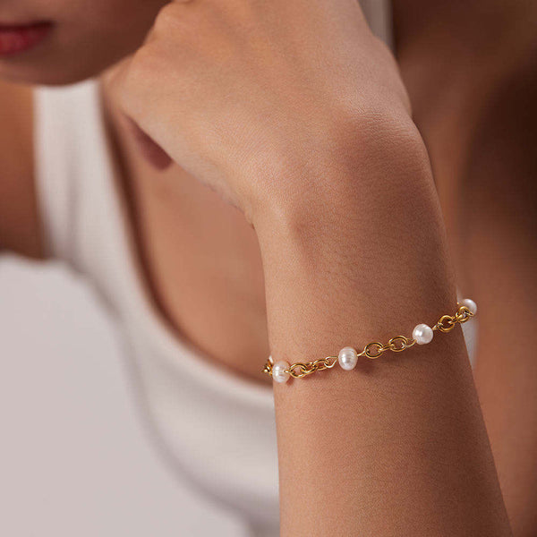 Duchess Pearl Bracelet