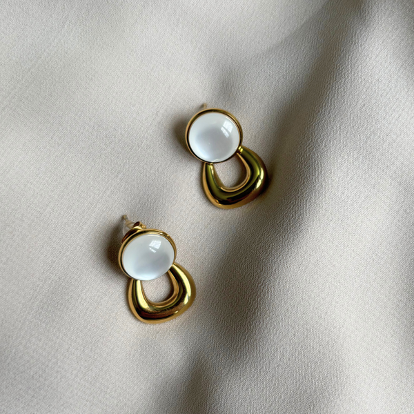 Ivory Dreams Earrings