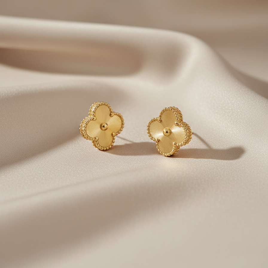 Soleil Studs