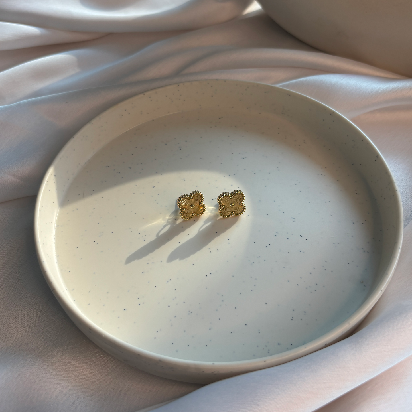 Soleil Studs