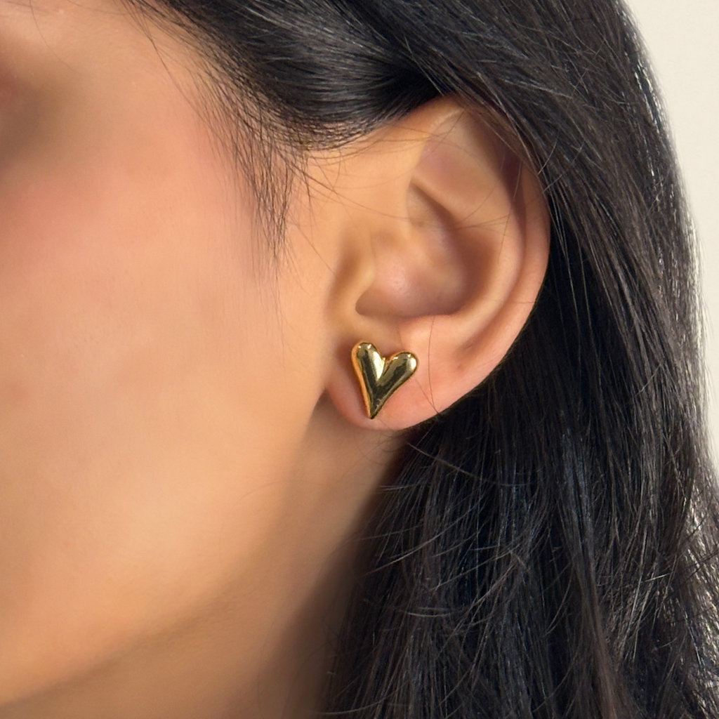 Amore Studs