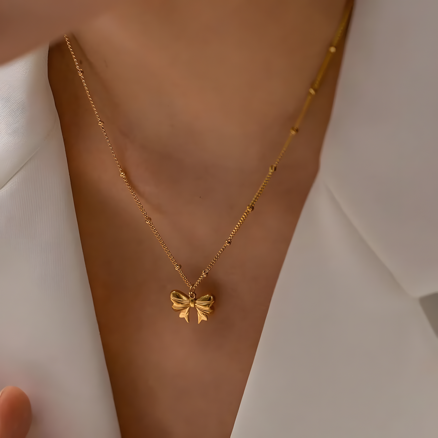 Bow-tiful Pendant