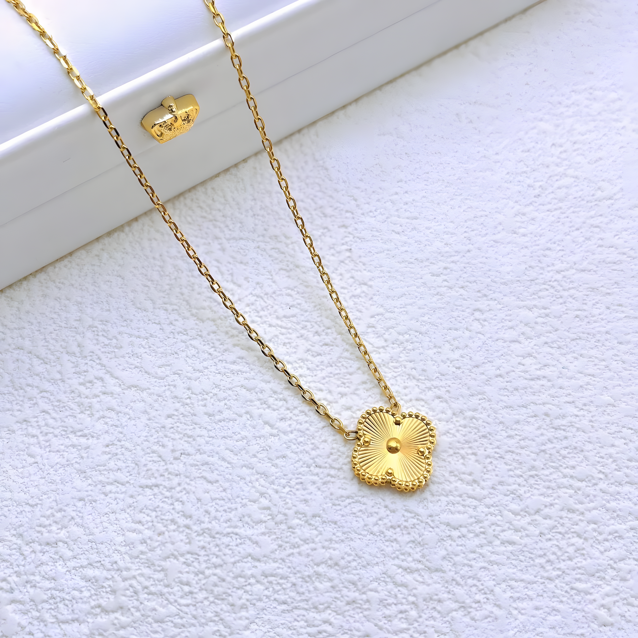 Soleil Pendant