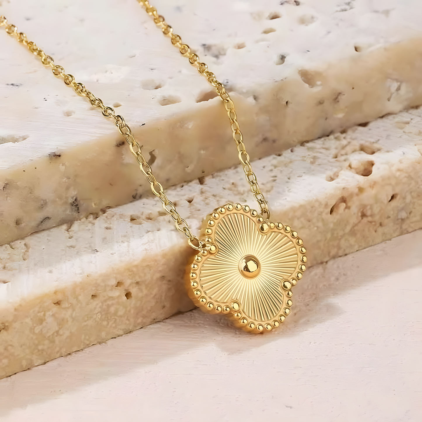 Soleil Pendant