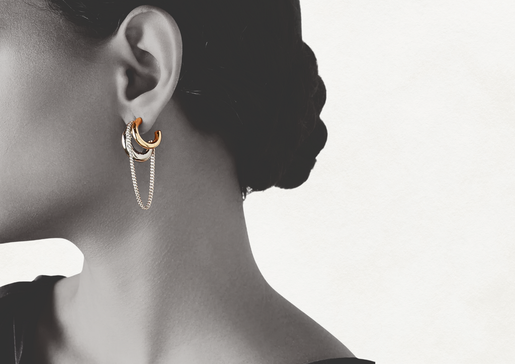 October 22 versus Fashion Jewellery: What Is the Real Difference?