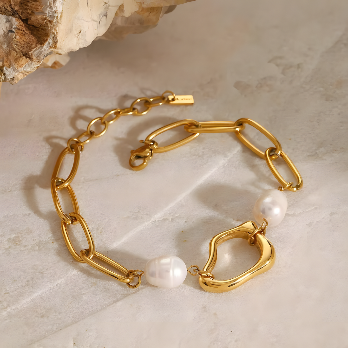 Pearl of Wisdom Bracelet – October 22