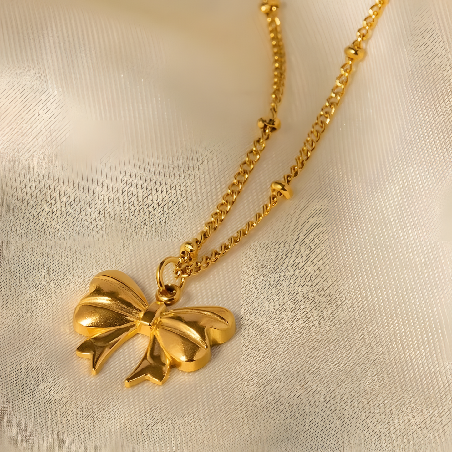 Bow-tiful Pendant